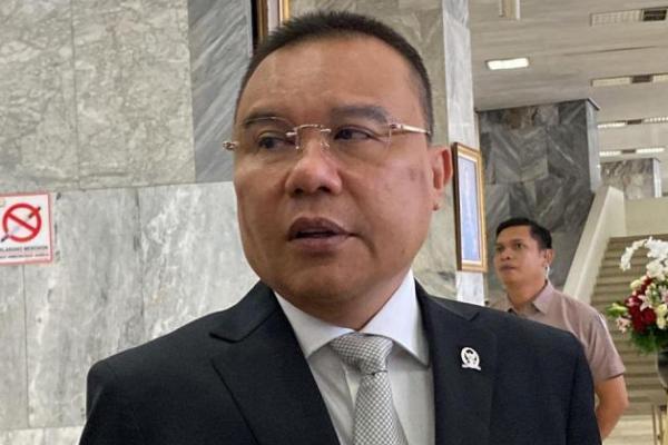 Akan diketuai Pak Maman Abdurrahman selaku Menteri UMKM agar sinkronisasi dan harmonisasi untuk pelaksanaan Perpres ini bisa berjalan dengan baik dan lancar