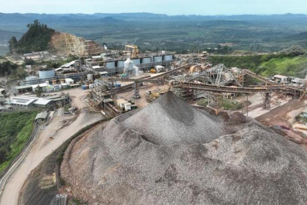 Ketua Umum API-IMA, Rachmat Makkasau mengajak semua pihak menjaga investasi di sektor tambang termasuk memastikan penilaian adil pada PT Agincourt Resources