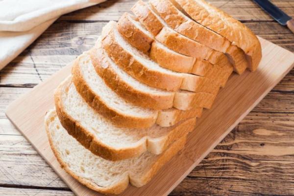 Konsumsi karbohidrat olahan seperti roti dalam kemasan selama bertahun-tahun, berkaitan dengan peningkatan risiko demensia di usia lanjut.
