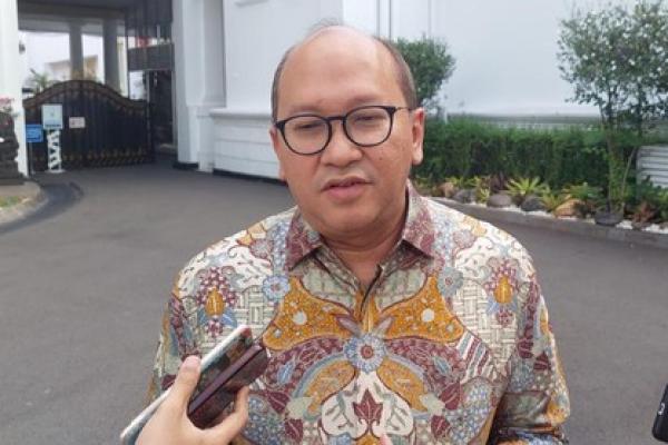 Sampai sejauh ini belum ada pembicaraan mengenai itu.