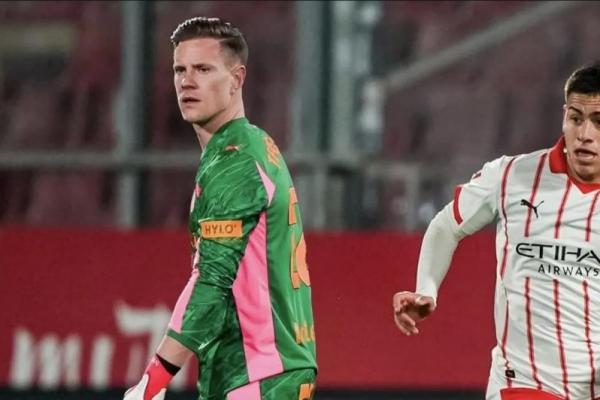 Kiper pinjaman Girona, Marc-Andre ter Stegen, dipastikan harus menjalani operasi setelah mengalami cedera hamstring.