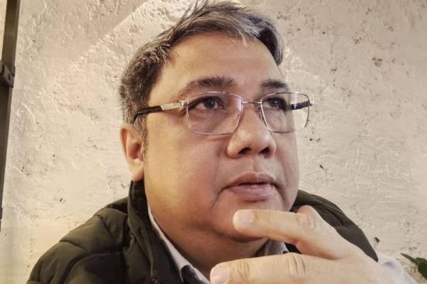 Setiap partai politik memiliki AD/ART sendiri, KPK tidak bisa masuk mencampuri urusan internal Partai.