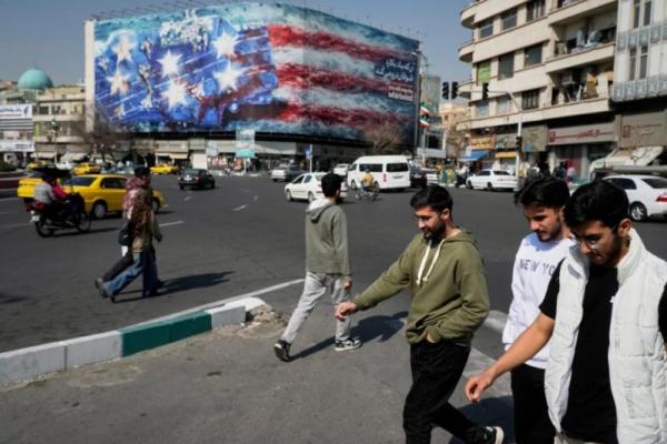 Iran menjatuhkan hukuman gantung terhadap dua pria yang didakwa atas tuduhan pemberontakan bersenjata dan keanggotaan dalam kelompok teroris separatis