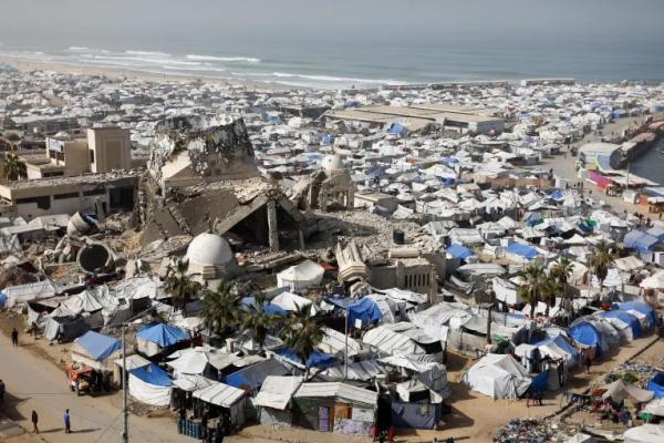 Enam warga Palestina tewas dalam serangan drone Israel yang menargetkan dua pos polisi di Kamp Pengungsi Bureij, Gaza tengah, serta wilayah Gaza Selatan