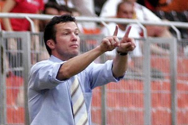 Legenda Bayern Munich, Lothar Matthaeus, menilai pertandingan Der Klassiker antara Borussia Dortmund dan Bayern Munich akan menjadi laga spesial.