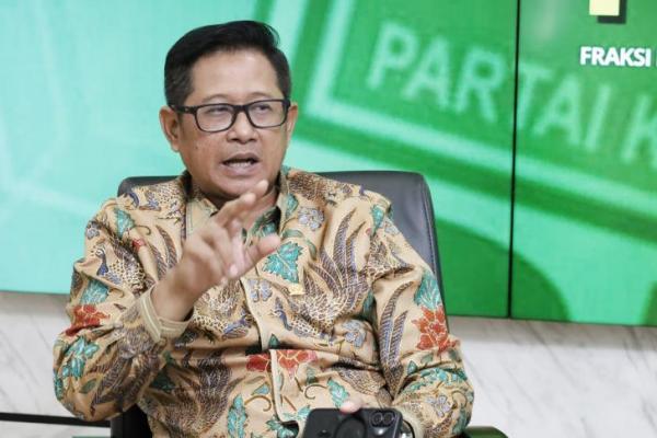 Komisi V DPR RI mendorong seluruh pengusaha angkutan penyeberangan untuk lebih rutin dan serius memastikan kelayakan kapal sebelum dioperasikan.