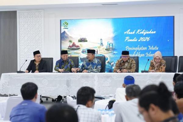 Direktur Jenderal Pendidikan Islam Kementerian Agama, Prof. Dr. Amien Suyitno, menetapkan lima kebijakan prioritas untuk transformasi PTKI tahun ini