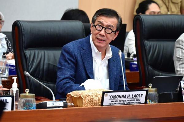Yasonna H. Laoly menegaskan pentingnya penyerapan aspirasi berbagai pemangku kepentingan dalam penyusunan RUU Hukum Perdata Internasional.