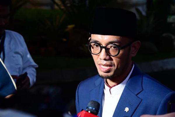 Evaluasi penyelenggaraan haji tahun 2027 atau 1448 Hijriah, dan Presiden minta supaya kementerian mencari formula antrean haji itu bisa dipangkas lebih pendek