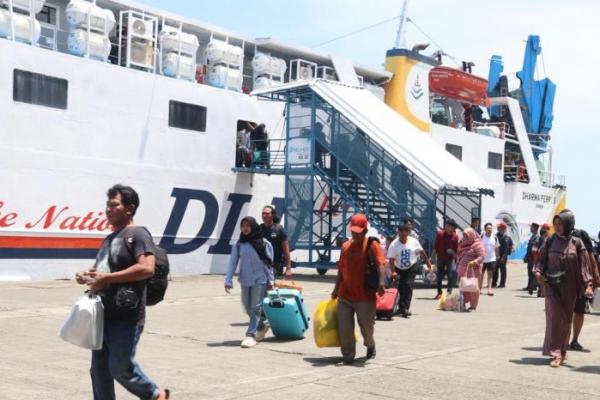 Selama periode H-8 hingga H+8 Lebaran, operasional angkutan laut didukung oleh 739 kapal