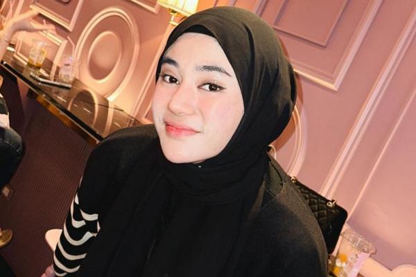 Kasihan, Clara Shinta Ternyata Tidak Dinafkahi Suaminya Selama Menikah