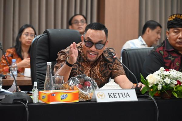 Komisi III DPR mengingatkan jajaran kepolisian di Nusa Tenggara Barat (NTB) untuk mewaspadai potensi peredaran vape yang mengandung zat berbahaya etomidate.