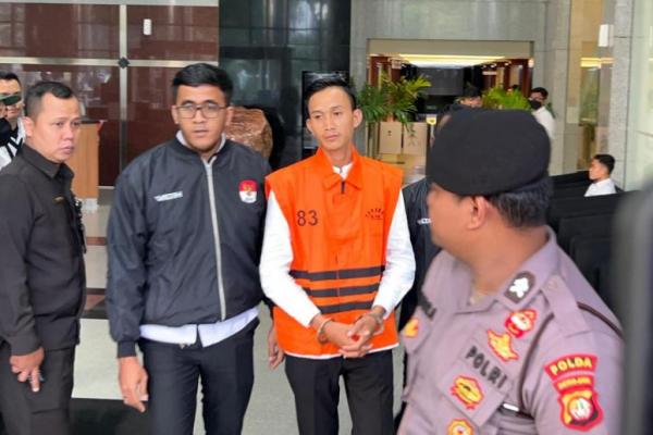 Penetapan Marjani sebagai tersangka merupakan hasil dari pengembangan perkara yang sebelumnya menjerat Abdul Wahid