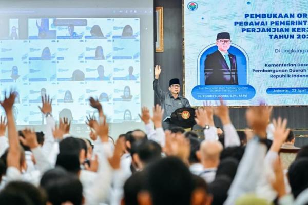 Mendes Yandri Ajak PPPK Kemendes Serius Bangun Indonesia Lewat Desa Binaan