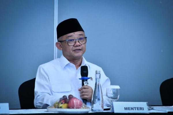 Menteri Pendidikan Dasar dan Menengah (Mendikdasmen) Abdul Muâ€™ti, mengatakan bahwa implementasi program Makan Bergizi Gratis telah berjalan hingga 80,7 persen