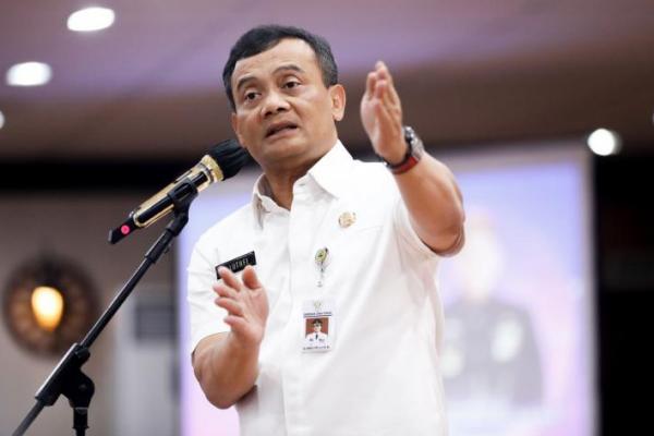 Gubernur Jawa Tengah Ahmad Luthfi menghadiri acara halalbihalal Pasbata.
