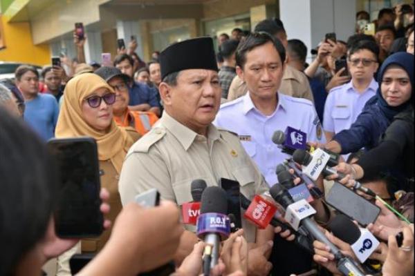 Presiden Prabowo Subianto mengatakan akan memperjuangkan keberadaan tempat penitipan anak atau daycare untuk buruh yang bekerja dalam waktu secepatnya.