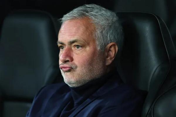 Jose Mourinho menegaskan bahwa dirinya belum memiliki keinginan untuk pensiun dari dunia kepelatihan.