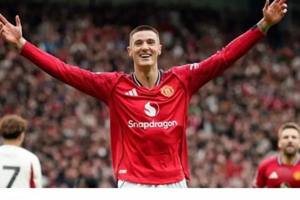 Carrick menjelaskan bahwa kondisi tersebut memperparah cedera yang sebelumnya sudah dirasakan pemain berusia 21 tahun itu.