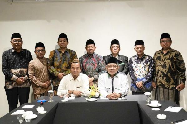 Tugas AHWA ini layaknya komisi seleksi para rektor di PTKIN. Pada konteks ini, AHWA menjadi komsel untuk Majelis Masyayikh