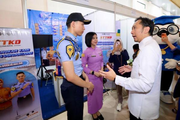 EDUFAIR 2026, Ibas Beri Semangat: Bermimpi, Kerja Keras, dan Tidak Menyerah