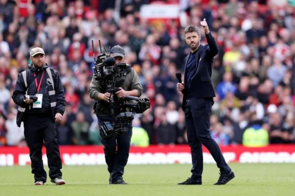 Manchester United menutup laga kandang terakhir musim ini dengan kemenangan dramatis 3-2 atas Nottingham Forest di Old Trafford pada Minggu malam.
