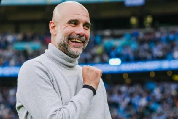 Manajer Manchester City, Pep Guardiola, menegaskan timnya belum menyerah dalam perburuan gelar Liga Inggris musim ini.