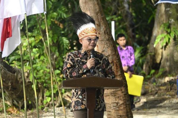 Mendikdasmen Abdul Mu`ti menekankan bahwa pemerintah terus memastikan seluruh anak Indonesia memperoleh akses pendidikan yang layak termasuk wilayah 3T