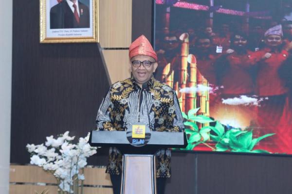 Wamenaker Afriansyah Noor menegaskan bahwa Serikat Pekerja PT PLN (Persero) harus mampu berperan sebagai mitra strategis manajemen