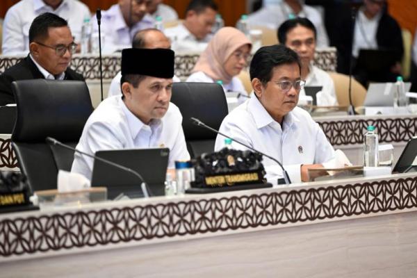 Dengan anggaran yang tersedia, kami fokus memastikan program-program yang memberikan dampak langsung kepada masyarakat tetap berjalan