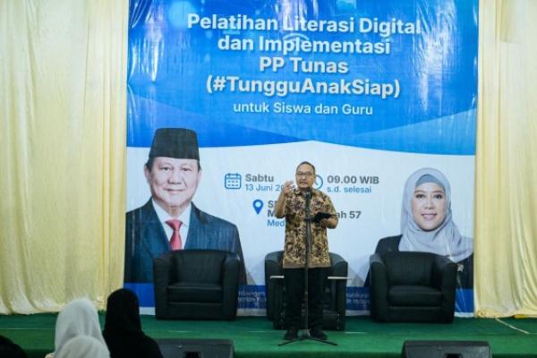 Kepala BPSDM Komdigi menekankan bahwa dengan adanya PP Tunas, anak tetap bisa berinternet, tapi harus terlindungi dari risiko digital