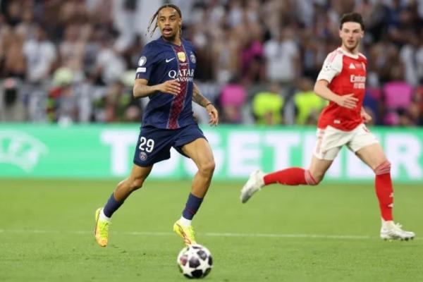 Barcola Sepakat Gabung Liverpool, Transfer Tersandung Harga