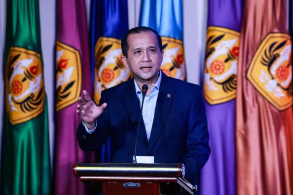Menteri Transmigrasi (Mentrans) M. Iftitah Sulaiman Suryanagara membidik Jepang sebagai pasar ekspor baru bagi mangga asal Jawa Timur