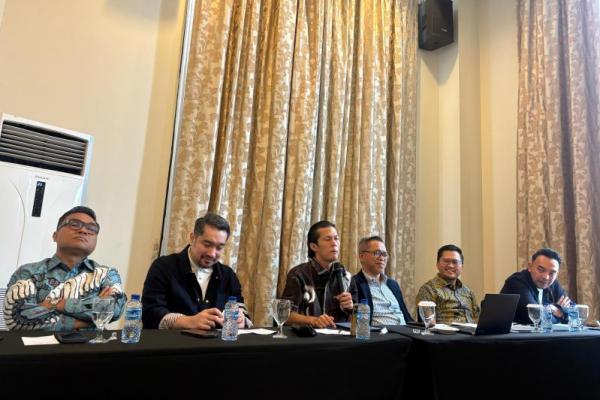 PT DKI dinilai telah melanggar hukum acara pidana dalam menjatuhkan putusan terhadap kliennya dan para terdakwa perkara dugaan korupsi tata kelola minyak mentah