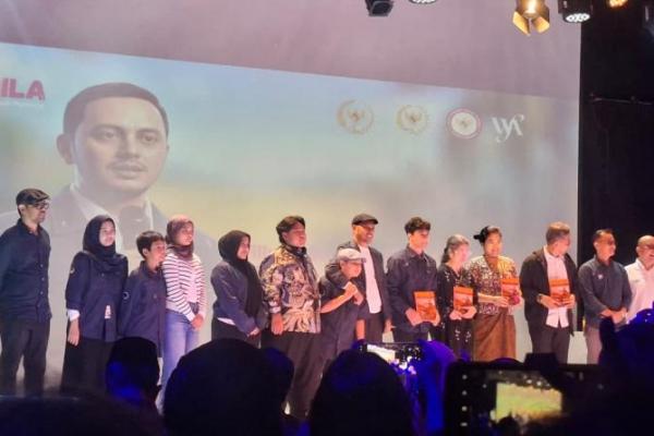 Saya ingin mengajak generasi muda memperdebatkan Pancasila dalam kerangka metodologi dan relevansinya. Pancasila tidak menyeramkan dan bukan sekadar slogan