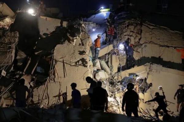 Korban tewas akibat gempa bumi dahsyat yang melanda Venezuela pada Juni lalu telah menembus angka 5.069
