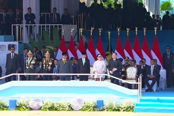 Di Hari Bhayangkara Tahun 2026, Puan berharap seluruh anggota kepolisian terus berupaya menjadi pelayan masyarakat yang baik.