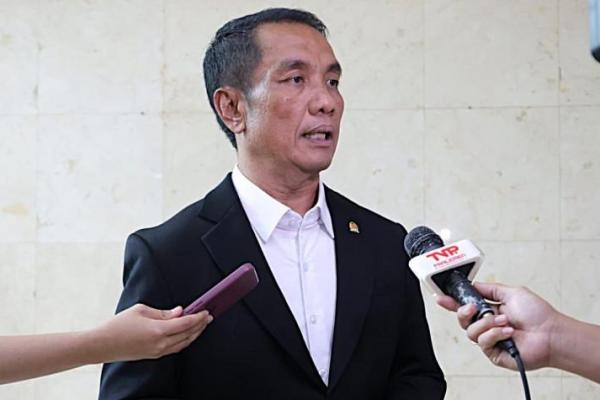 Komisi XI DPR akan menjalankan proses uji kelayakan dan kepatutan secara objektif, profesional, serta mengedepankan kepentingan bangsa dan negara