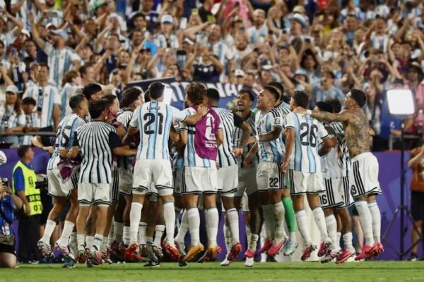 Pelatih Tim Nasional Argentina, Lionel Scaloni, secara terbuka mengakui bahwa Swiss berhasil membuat anak asuhnya pontang-panting.