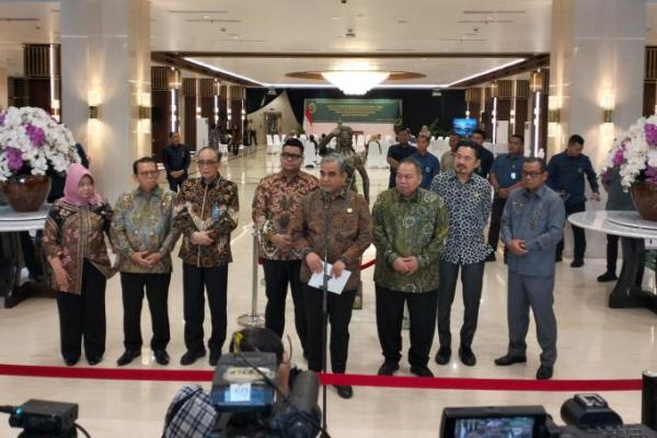 Pemerintah Iran berharap mengundang Presiden Republik Indonesia untuk bisa berkunjung ke Teheran.