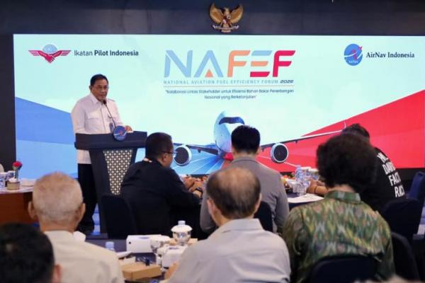 Efisiensi bahan bakar kini menjadi isu strategis bagi industri penerbangan, seiring dinamika geopolitik, fluktuasi harga avtur, dan tuntutan pengurangan emisi.