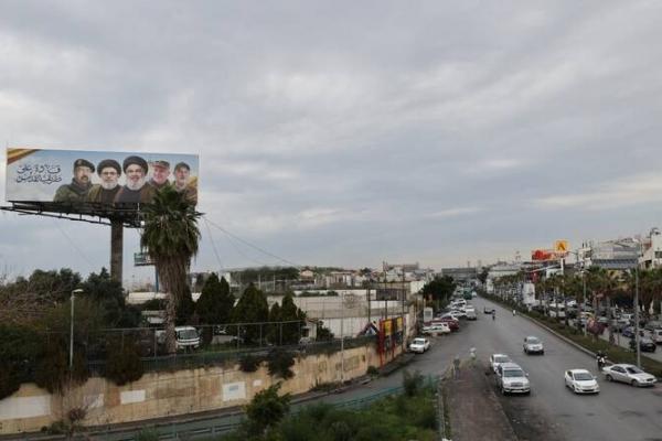 Hizbullah mengancam akan menutup Bandara Internasional Rafik Hariri Beirut jika pelarangan atas pesawat-pesawat Iran terus berlanjut.