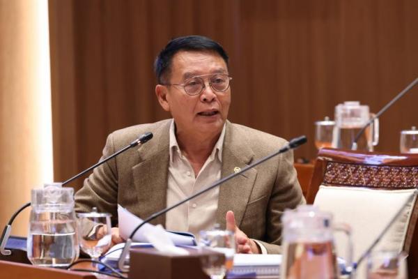 Anggota Komisi I DPR RI, TB Hasanuddin menyoroti kebijakan pelibatan TNI dalam kegiatan pengawasan kepatuhan wajib pajak.