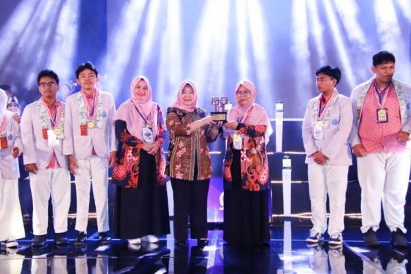 SMAN 12 Ambon Siap Wakili Maluku di Tingkat Nasional LCC Empat Pilar MPR RI