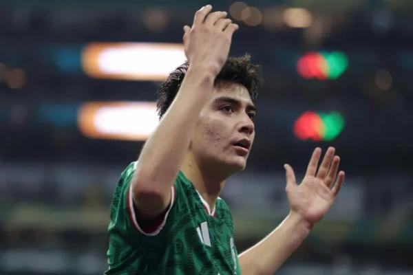 Liverpool Gabung PSG dan Madrid Dekati Wonderkid Meksiko