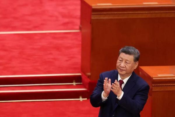 Presiden China Xi Jinping mendesak jajaran pimpinan senior Partai Komunis pada Jumat (31/7) untuk memperdalam perlawanan terhadap korupsi di tubuh militer