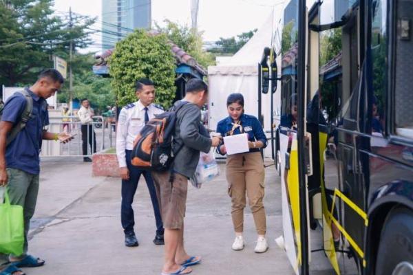 Diskon tiket berlaku bagi bagi pengguna DAMRI Apps selama lebih dari 30 hari, dan telah melakukan minimal satu kali transaksi melalui DAMRI Apps.