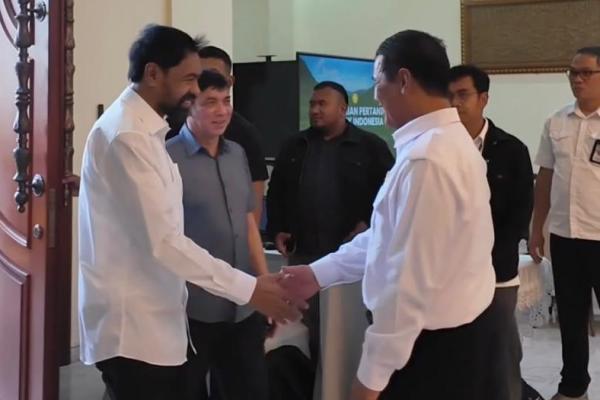 Realisasi anggaran melalui Satker dan Balai di bawah Kementan yang totalnya mencapai Rp 1,2 Triliun juga perlu percepatan.