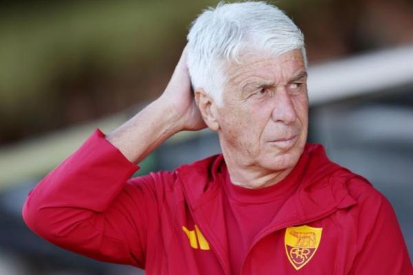 Pelatih kepala AS Roma, Gian Piero Gasperini, semakin frustrasi setelah manajemen Giallorossi belum juga berhasil mendaratkan penyerang baru yang dia minta
