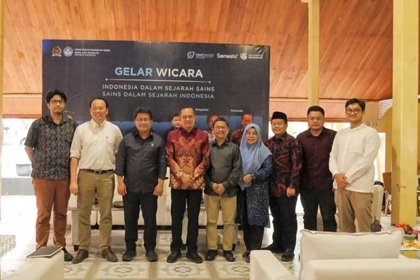 Kementerian Pendidikan Tinggi, Sains, dan Teknologi (Kemdiktisaintek) mendorong hilirisasi inovasi sains guna menjawab kebutuhan masyarakat.